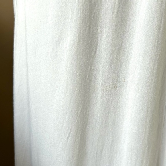 Indah Nalah SimpleFlow Maxi Slip Dress White Pockets - Picture 12 of 13